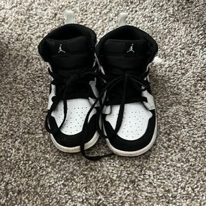 Kids Black and White Jordan’s Size 9 C